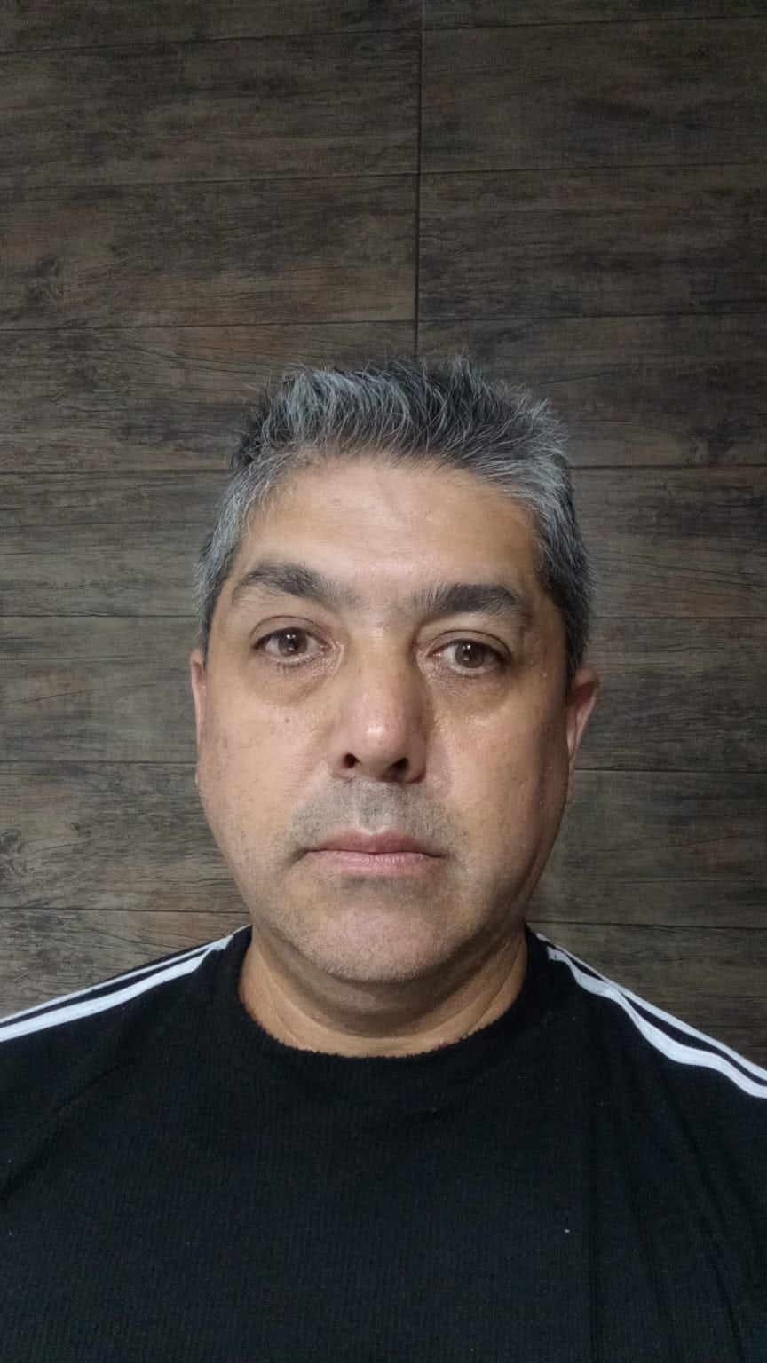 Foto de ROBERTO IVAN GOMEZ